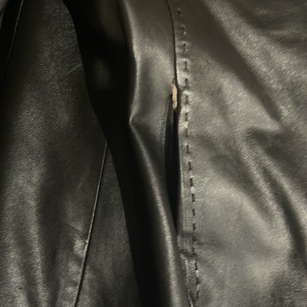 Leather jacket - Picture 5 of 5